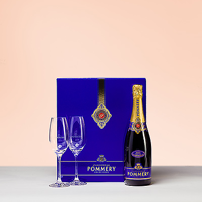 Le Royal Brut est un champagne idéal pour toutes les occasions et est élégamment présenté dans un coffret cadeau Pommery avec deux coupes de champagne.