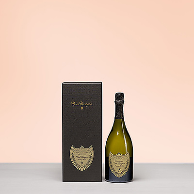 Le champagne Dom Pérignon Vintage 2015 dans son coffret cadeau luxueux.(75 cl)