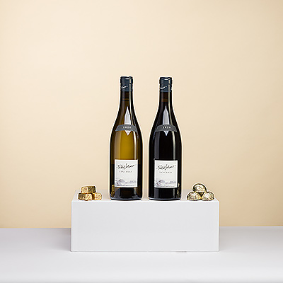 Le meilleur cadeau pour dire merci ou montrer votre appréciation à quelqu'un qui vous est cher est une paire de remarquables vins de Sancerre de Pascal Jolivet qui respirent la qualité, la saveur et le talent. Ajoutez une petite touche d'or avec des chocolats belges Corné-Port Royal pour compléter cet élégant cadeau d'hospitalité.